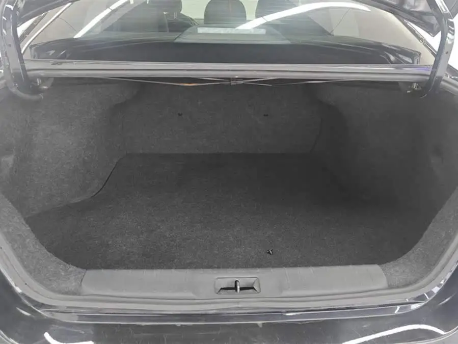 2021 نيسان سيلفي 1.6 لتر XL CVT النسخة الذكية