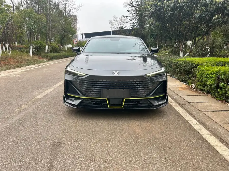 Changan UNI-V 2022 1.5T Sport Version