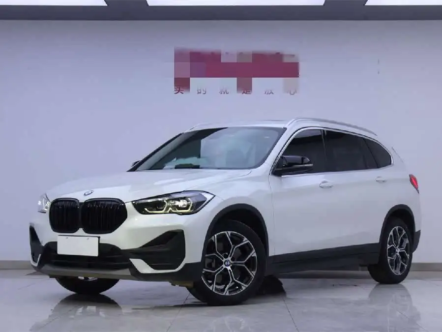 بي إم دبليو X1 2022 sDrive25Li النسخة الرائدة