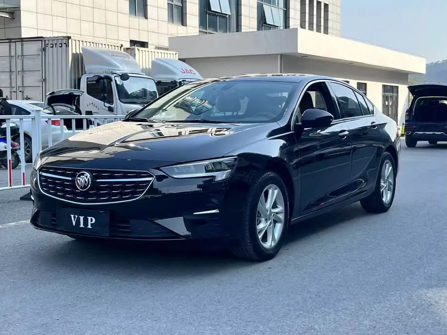 بيوك ريجال 2023 552T النسخة الذكية