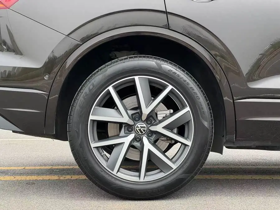 Touareg 2021 3.0 TSI R-Line Classic Sports Package