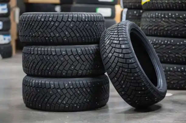 تويوتا كورولا 2004: نظرة متعمقة على السيارة الشعبية