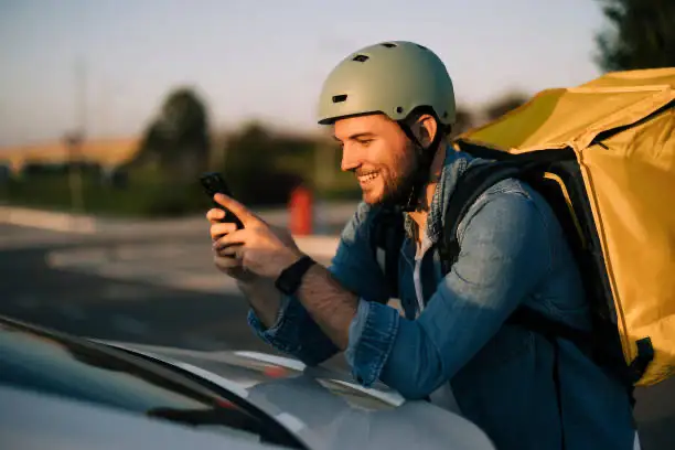 سيارة مستعملة من عام 2016: دليلك لأهم الأمور التي يجب معرفتها قبل شراء سيارة مستعملة من هذا الطراز، بما في ذلك الفحص، الاعتمادية، المشكلات الشائعة، ونصائح الشراء الذكية.