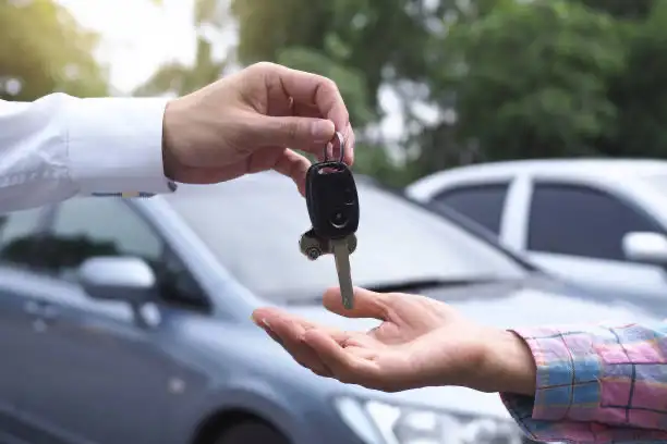 دليل شراء هيونداي ستاريا مستعملة في الإمارات العربية المتحدة