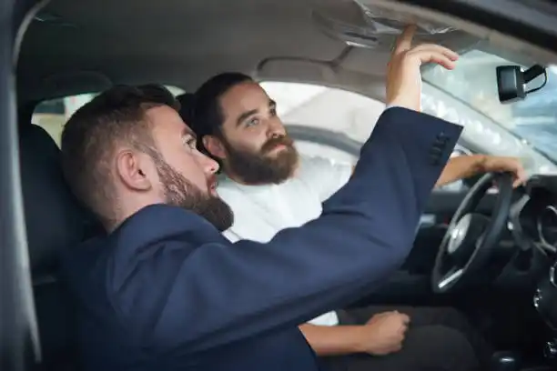 تويوتا هايس السعر في الامارات الفطيم: دليلك الكامل