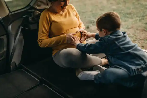 2005 هوندا سيفيك: لماذا انها لا تزال الذكية السيارات المستعملة في الاختيار