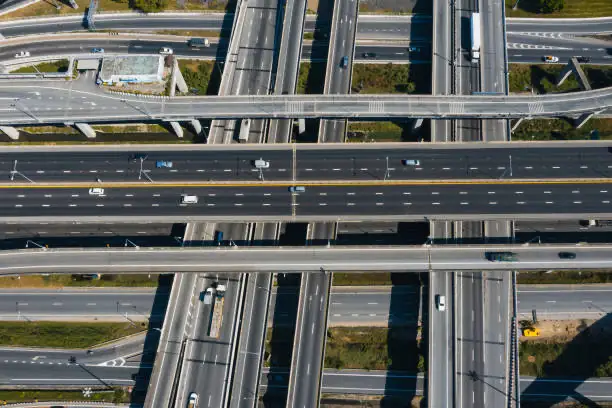 تويوتا لاند كروزر vs تويوتا برادو:2025 دليل المشتري