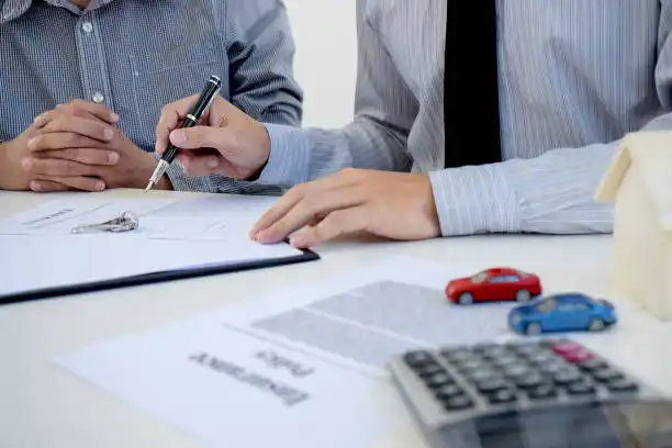 Hybrid Vehicles in UAE:Smart Choices for 2025 Drivers