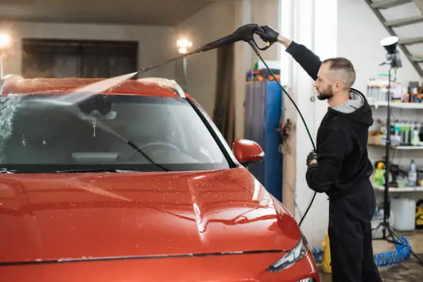 جيب جراند شيروكي للبيع: اكتشف أفضل الخيارات للحصول على السيارة المثالية