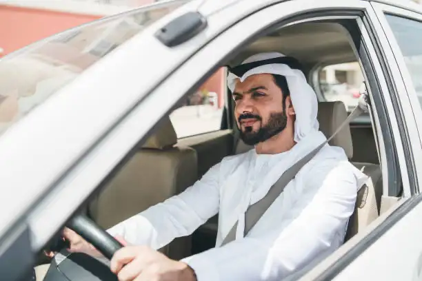 استكشف كيا ريو هاتشباك: سيارتك المثالية للمدينة مع كيا ريو هاتشباك