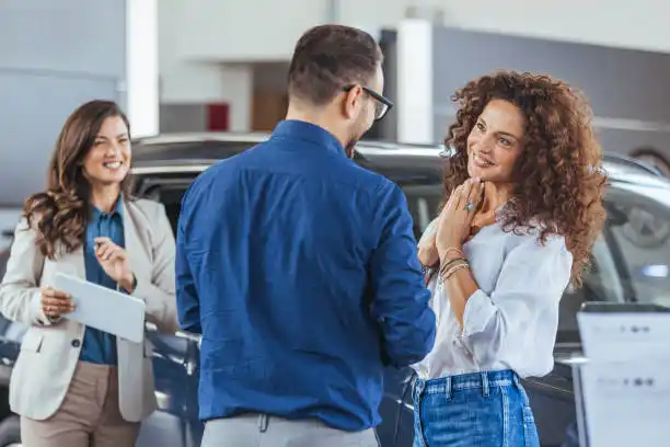 سيارات شرطة دبي الخارقة: استكشف الأسطول الفاخر والاستخدام